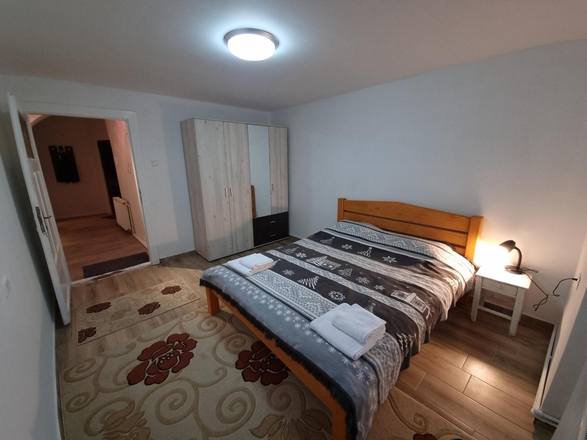 R Castle - 2 Room Apartment Braşov Exterior foto